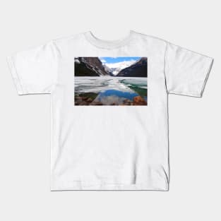 Lake Louise Victoria Glacier Canadian Rockies Canada Kids T-Shirt